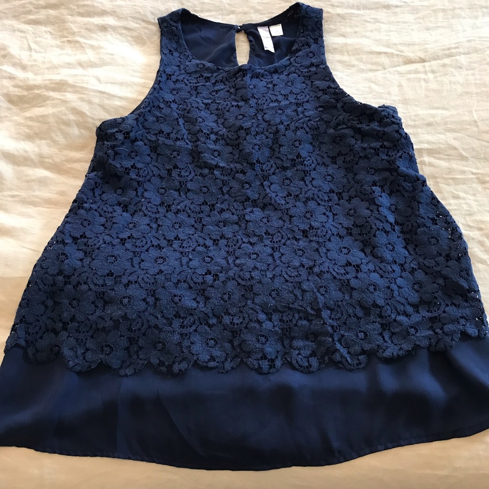 Navy blue top